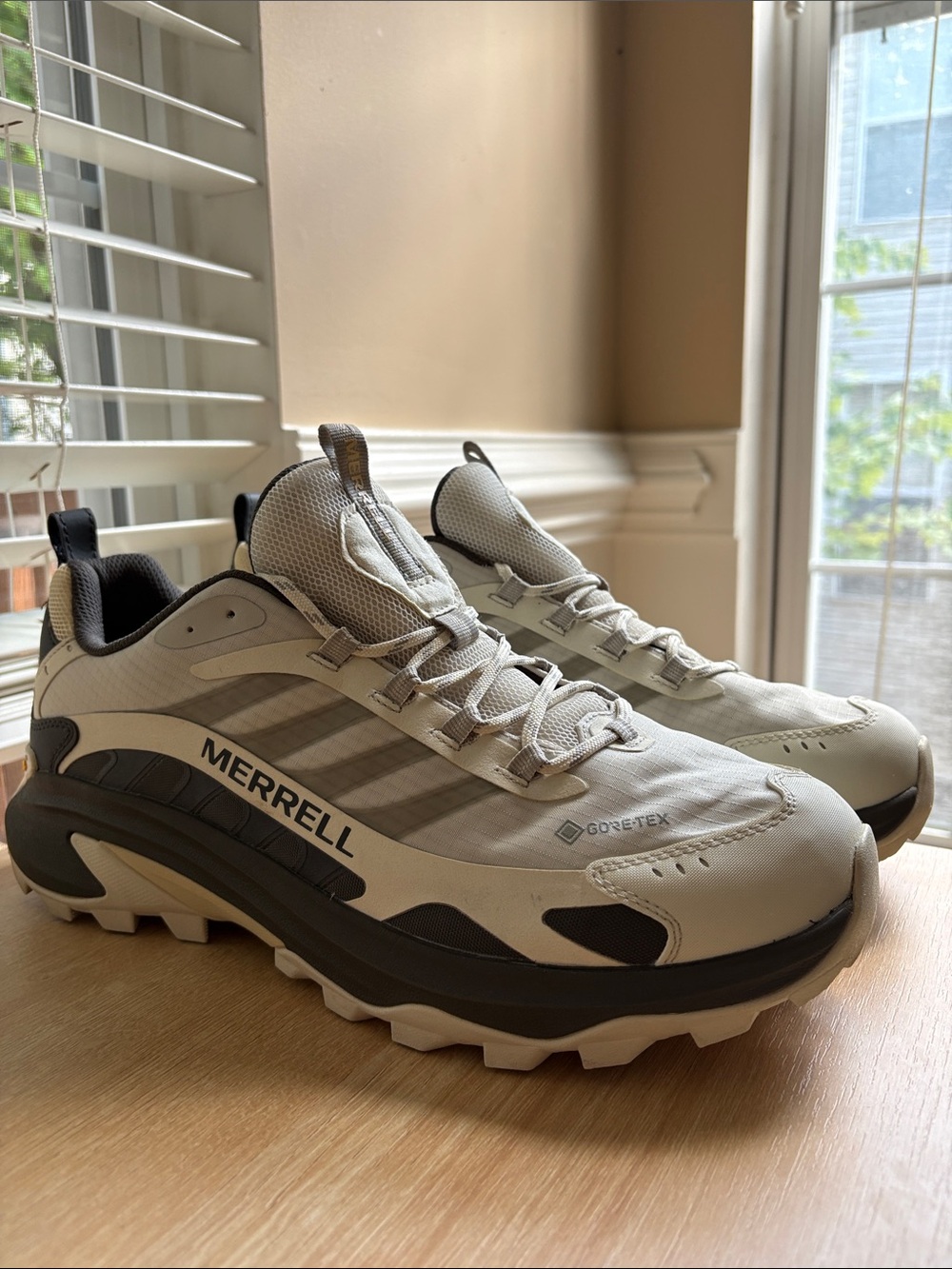 Merrell Men’s Athletic Trail Shoes in Light Gray and Black